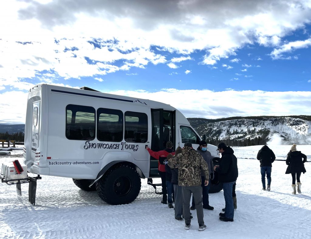 Snowcoach Tours – Backcountry Adventures